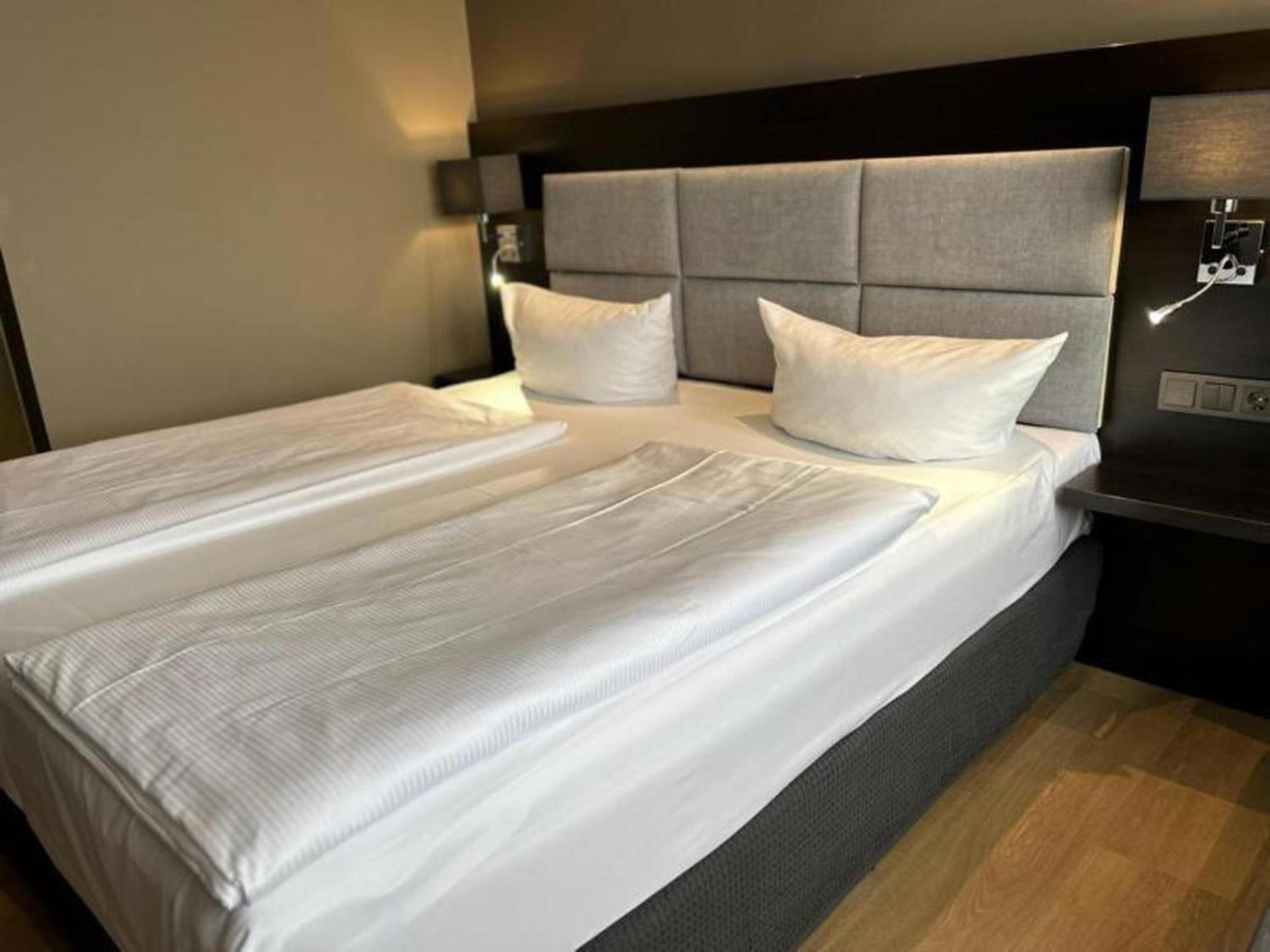 Zi Hotel Karlsruhe Eksteriør billede