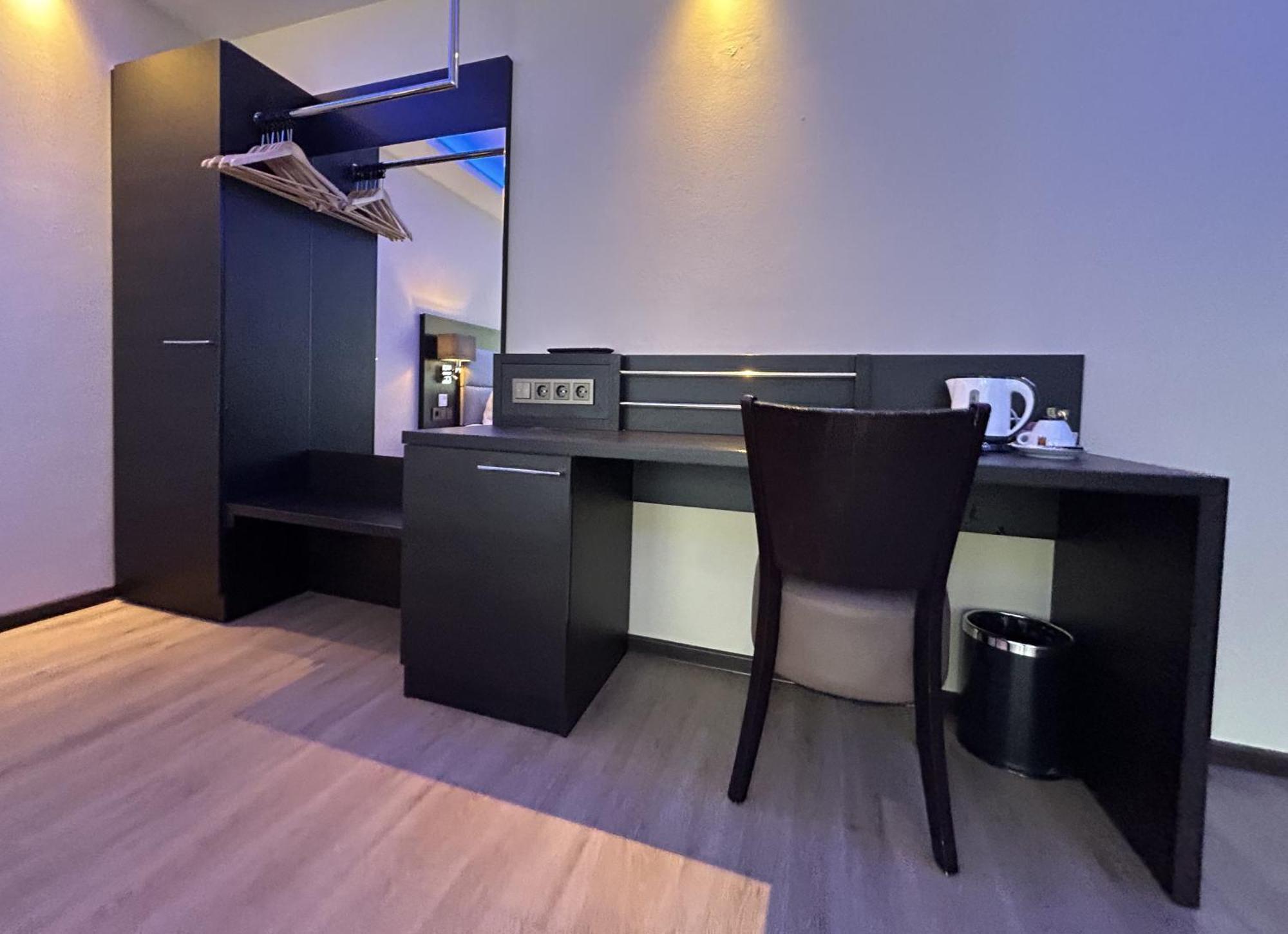 Zi Hotel Karlsruhe Eksteriør billede