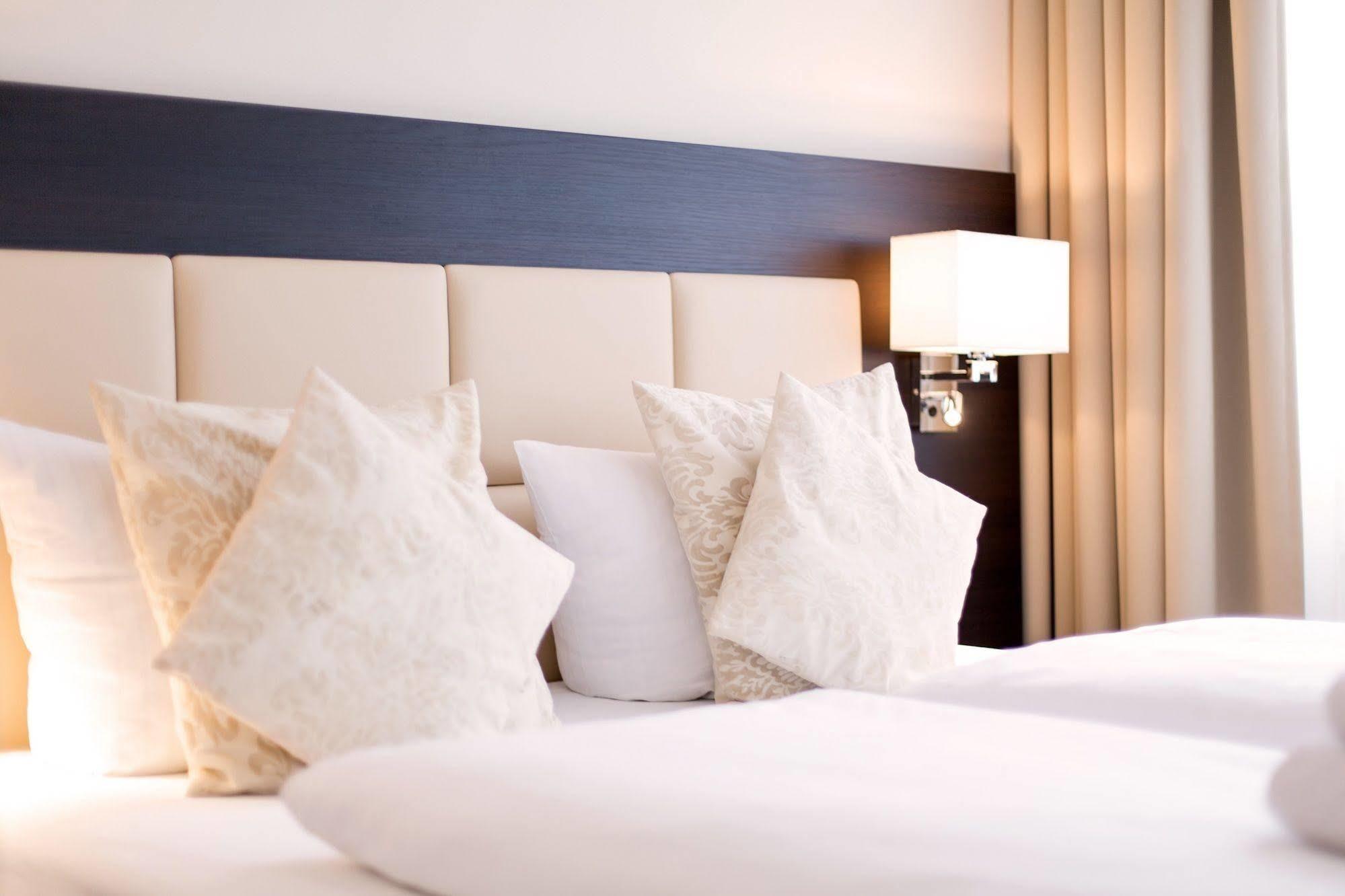 Zi Hotel Karlsruhe Eksteriør billede